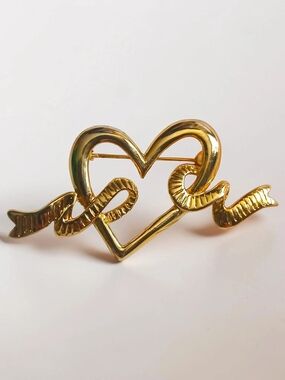 NEW Gold Heart Ribbon Brooch